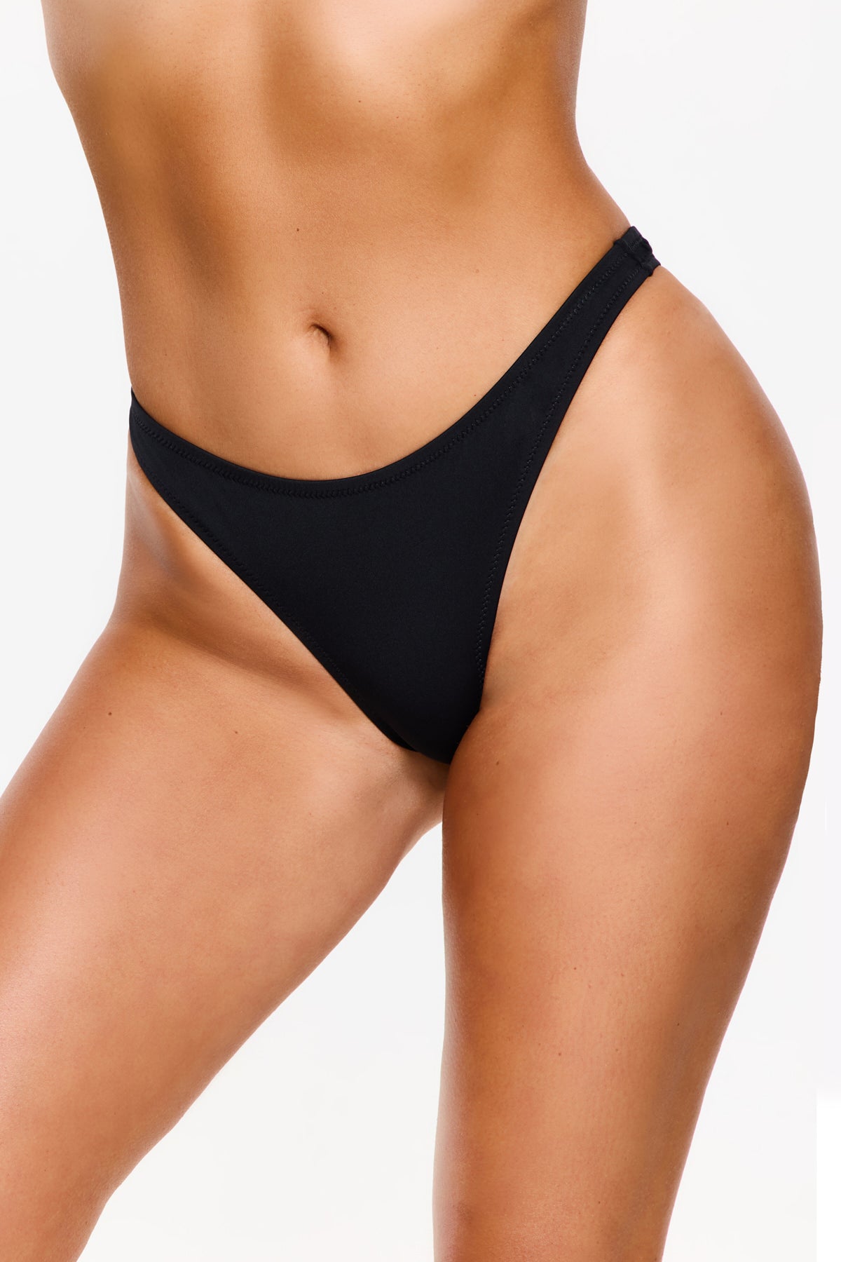 FLIRTT HIGH LEG LOW WAIST BIKINI BOTTOM - Black