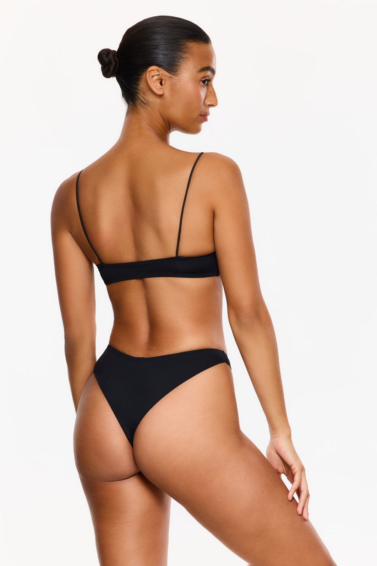 FLIRTT BRALETTE BIKINI TOP - Black