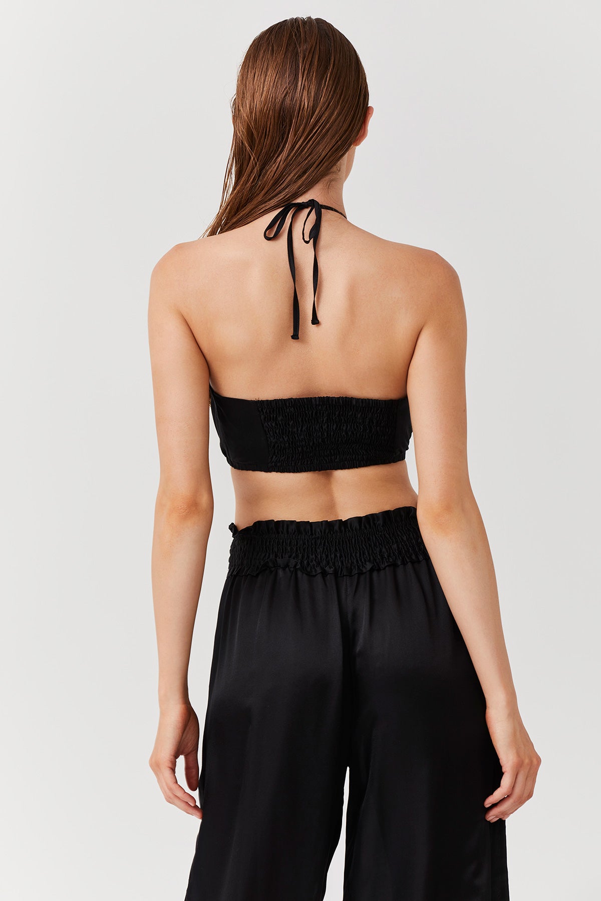 HALTER CROPPED TOP