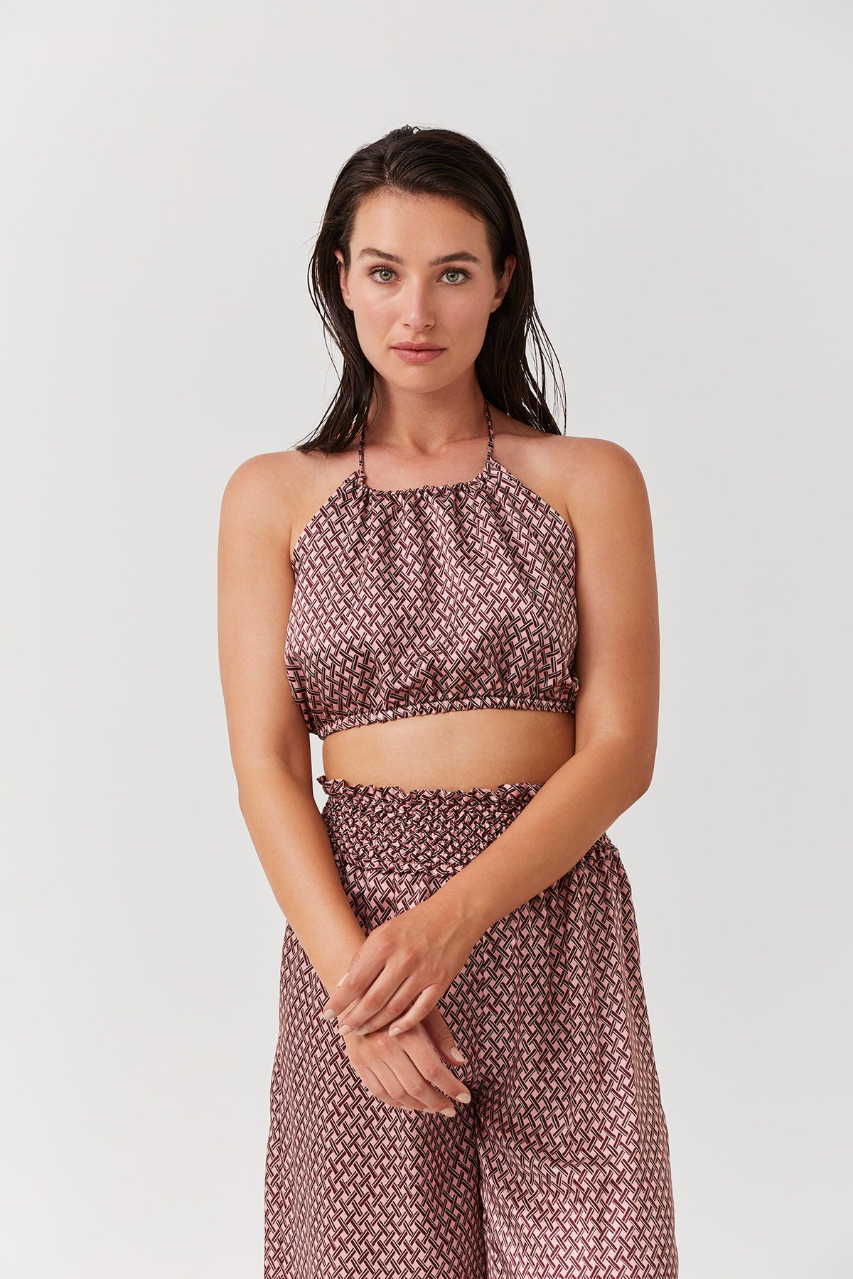 HALTER CROPPED TOP