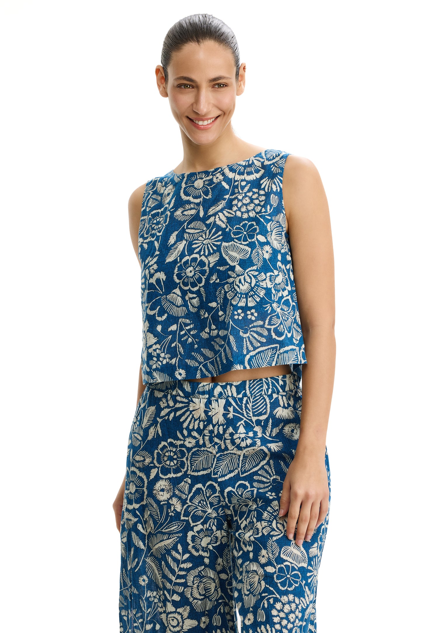 PROFILE by gottex GARDEN MIST Sleevless Top - Denim