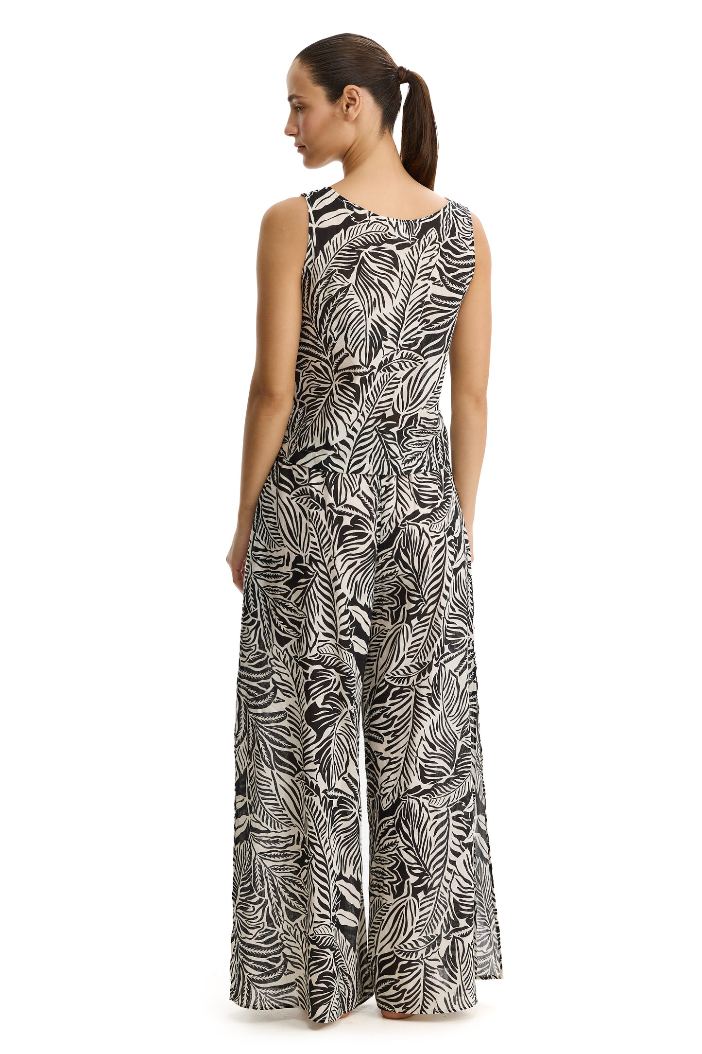 PROFILE by gottex COCO LUSH Sleeveless Top - Black/Cream